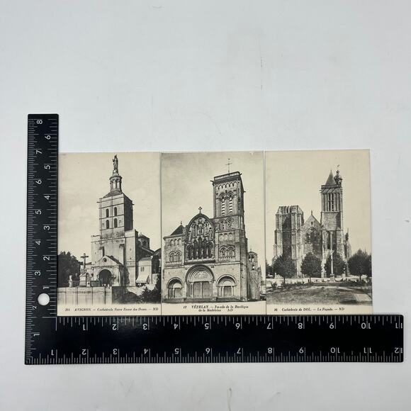Lot 3 Cathedral Post Cards Avignon Notre Dame des Doms Veselay Cathedrale Paris - Picture 1 of 2